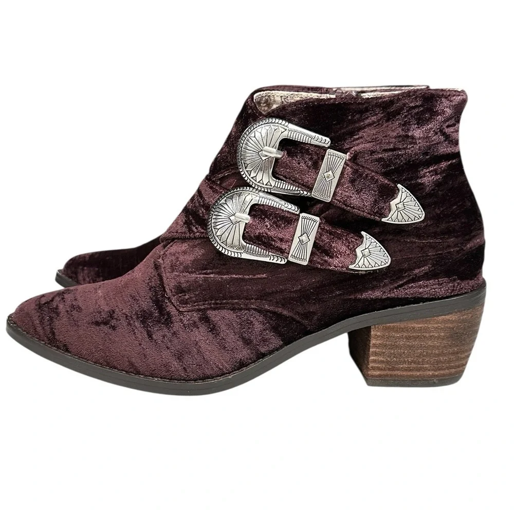 Band of Gypsies Velvet Booties Jericho boot burgundy deep purple sz 6.5